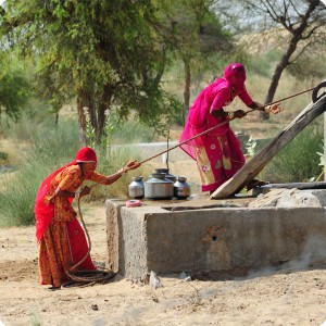 4 The whole village takes water from the well