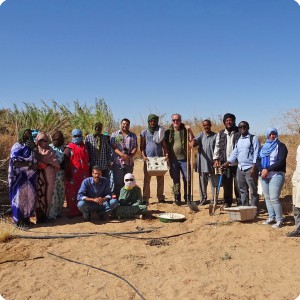 15 After the training to install the Growboxx and Waterboxx plant cocoons  everybody is happy