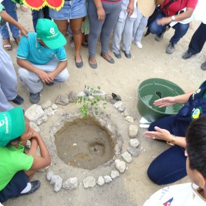 14 The students are listening carefully to the plant instructions