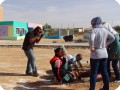 20161110   5 The girls are working with the Waterboxx plant cocoon